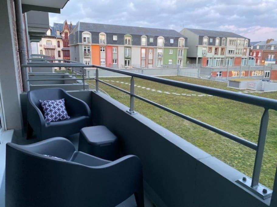 Trimaran Studio 10 Metres De La Plage Avec Balcon/Terrasse Mers-les-Bains Exterior foto